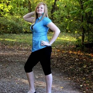 Meet your Posher, Stephanie